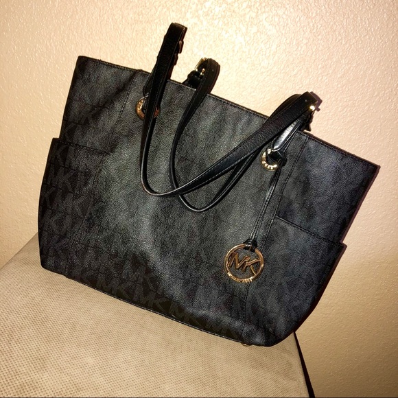 Michael Kors Shoulder Tote - Picture 2 of 8